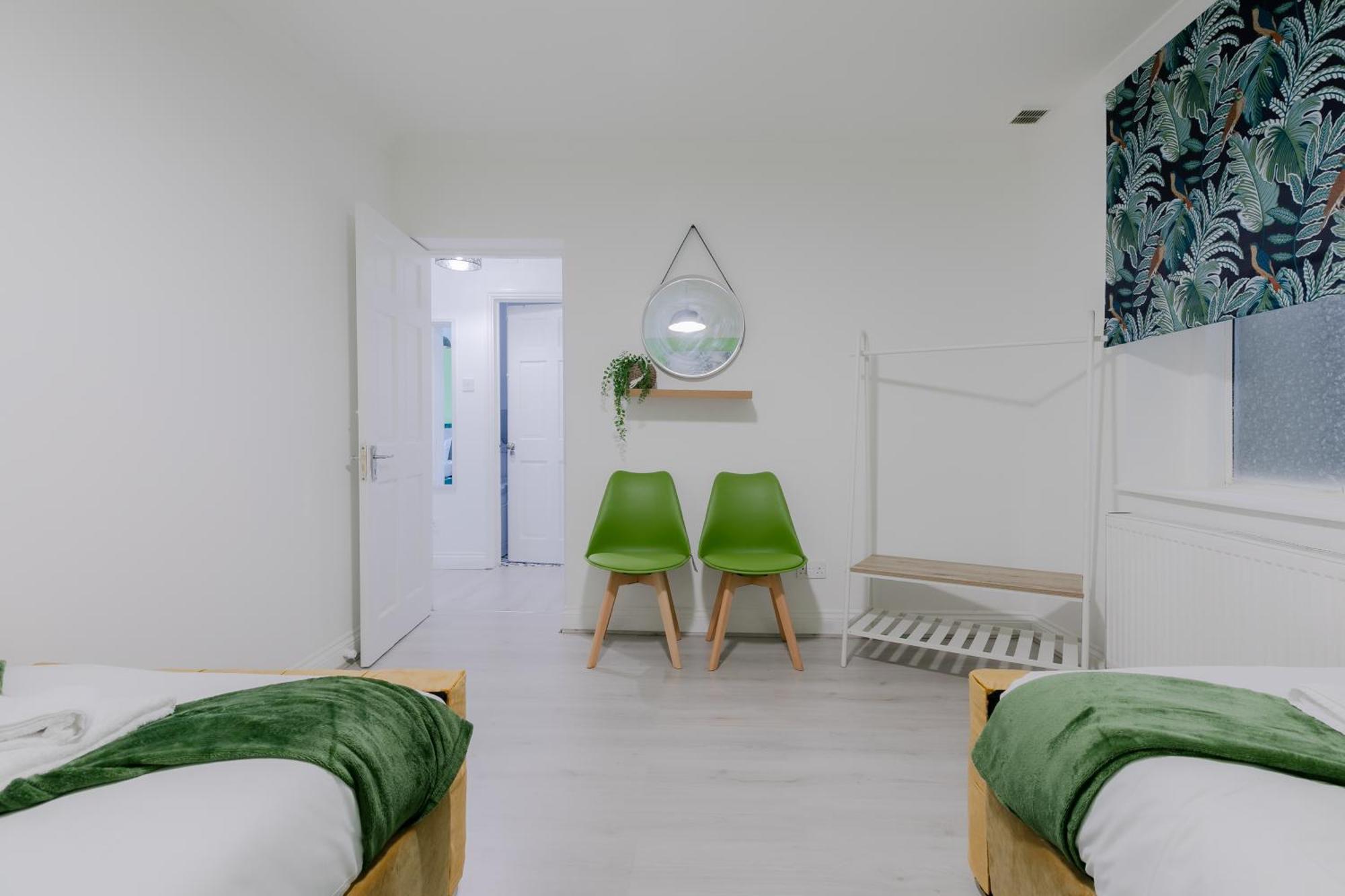 5Br House, Free Parking Offa12, Contractor, Big Families, Relocation Villa Redbridge Eksteriør bilde