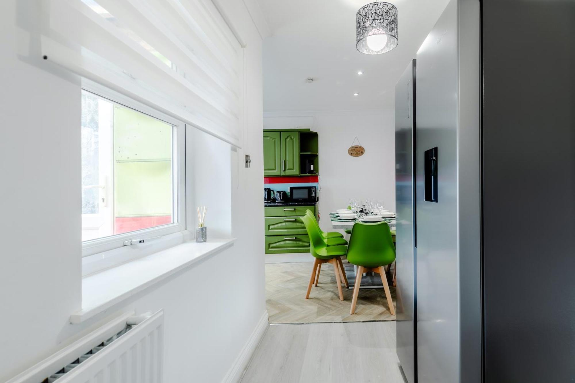 5Br House, Free Parking Offa12, Contractor, Big Families, Relocation Villa Redbridge Eksteriør bilde